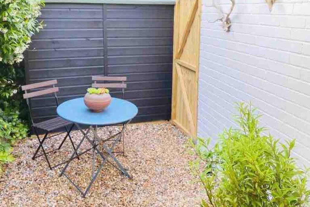 The Yellow Door Whitstable - Peaceful Retreat Close To Beach Exterior photo